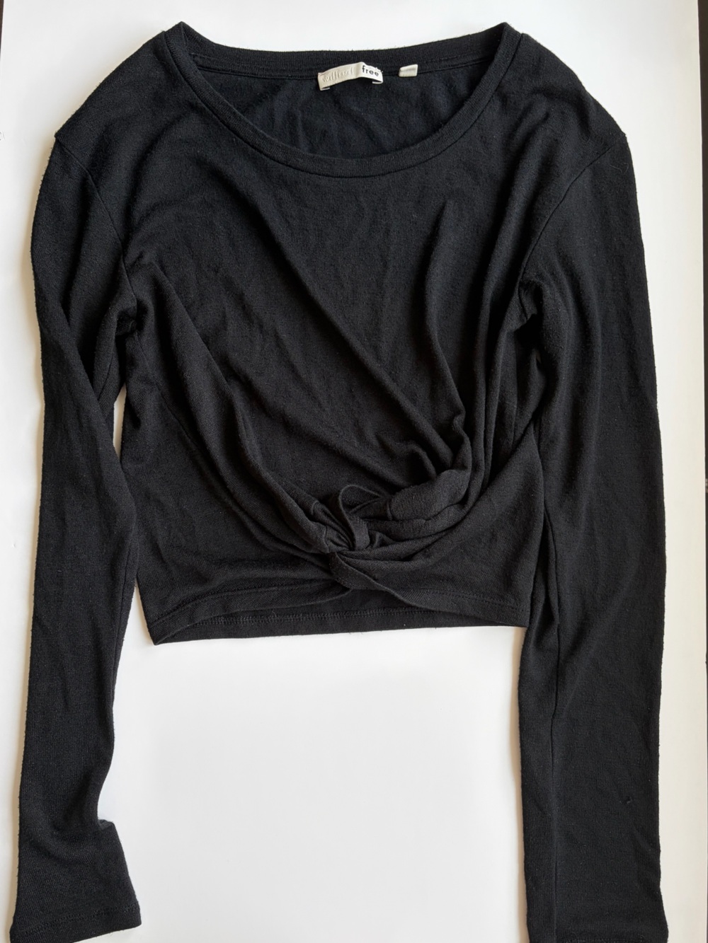 Wilfred Black Long-Sleeve Twist Front Top